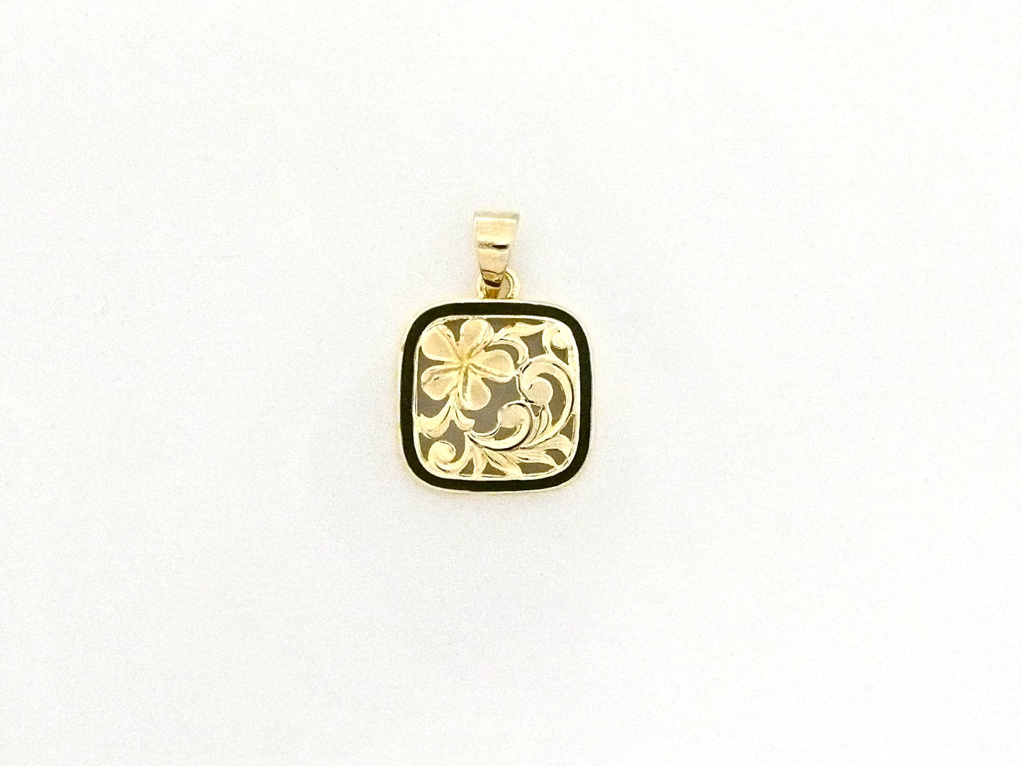 14K Gold Pendant w/Black Border image 0