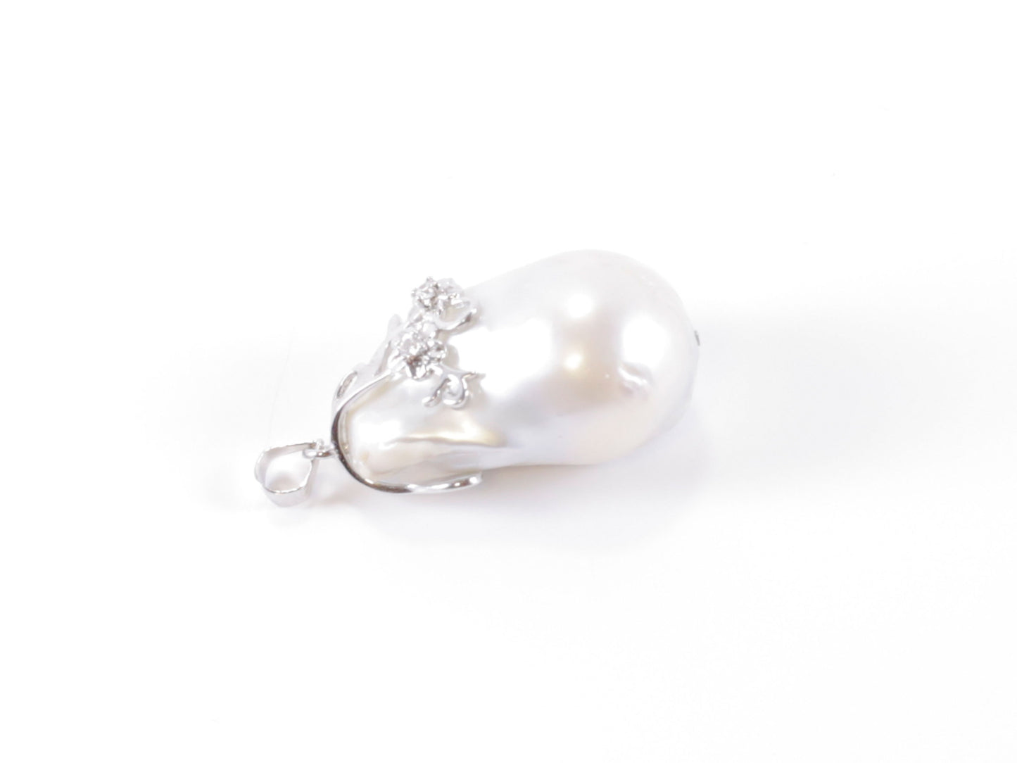 Silver Pendant Mass image 0