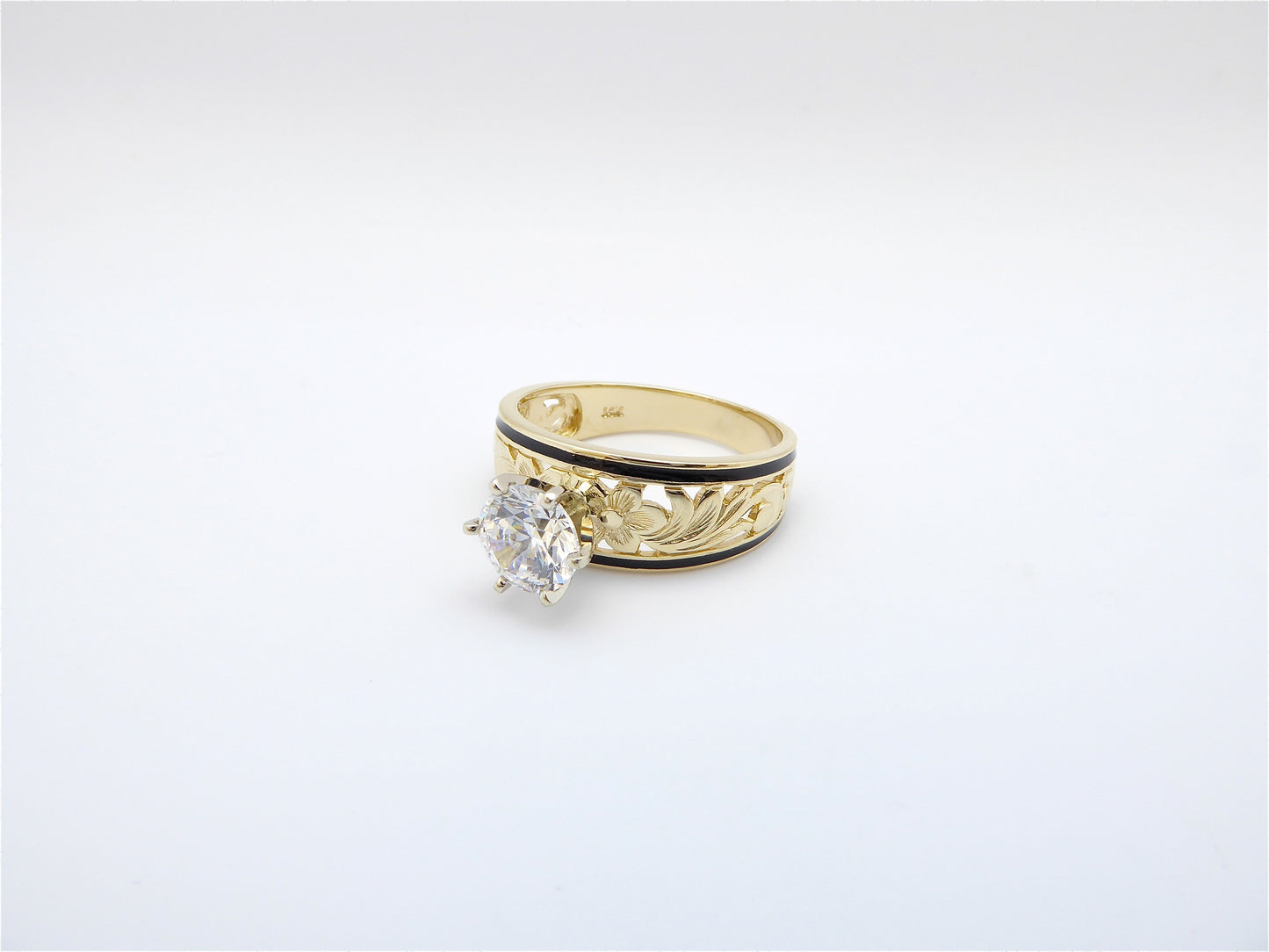 8mm 14k gold ring w/1ct black image 0