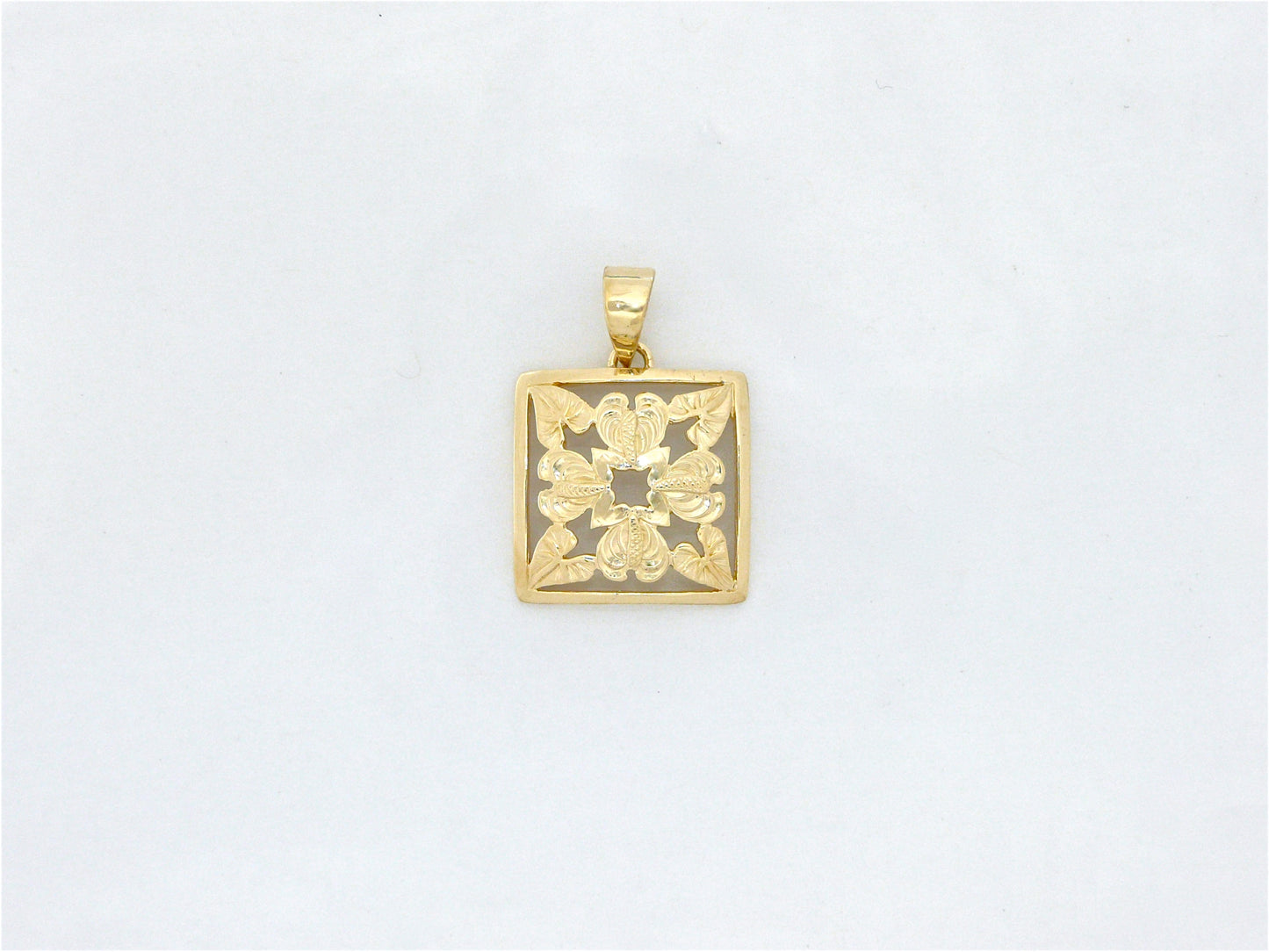 Anthurium Quilt Pendant - Small image 0