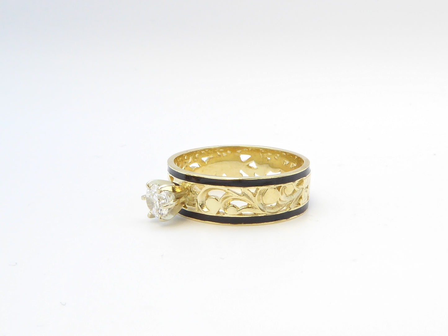 Cut-Out Ring w/ .25 ct CZ - 6mm image 0
