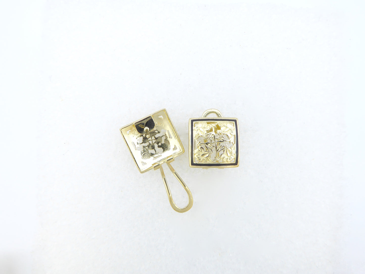 Hibiscus Quilt Earring - Small image 0