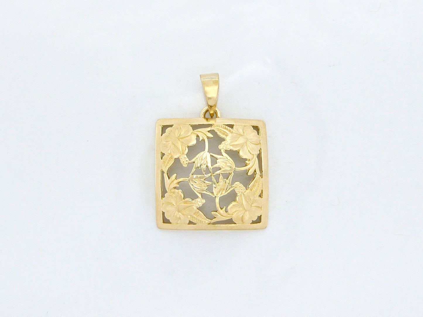 Hibiscus Quilt Pendant - Large image 0