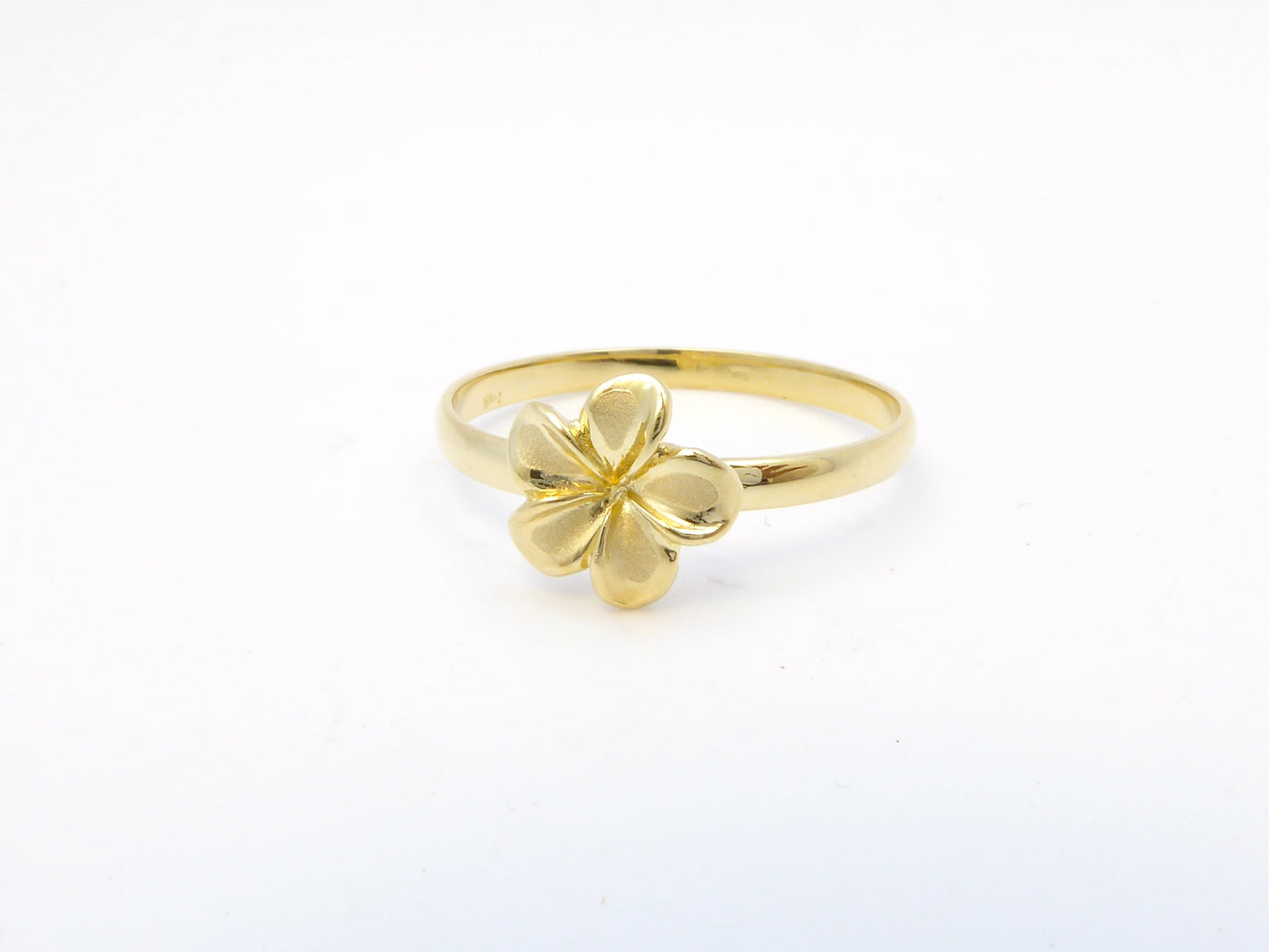 Hawaiian 14K Gold plumeria Ring #2 featuring a delicate floral design.