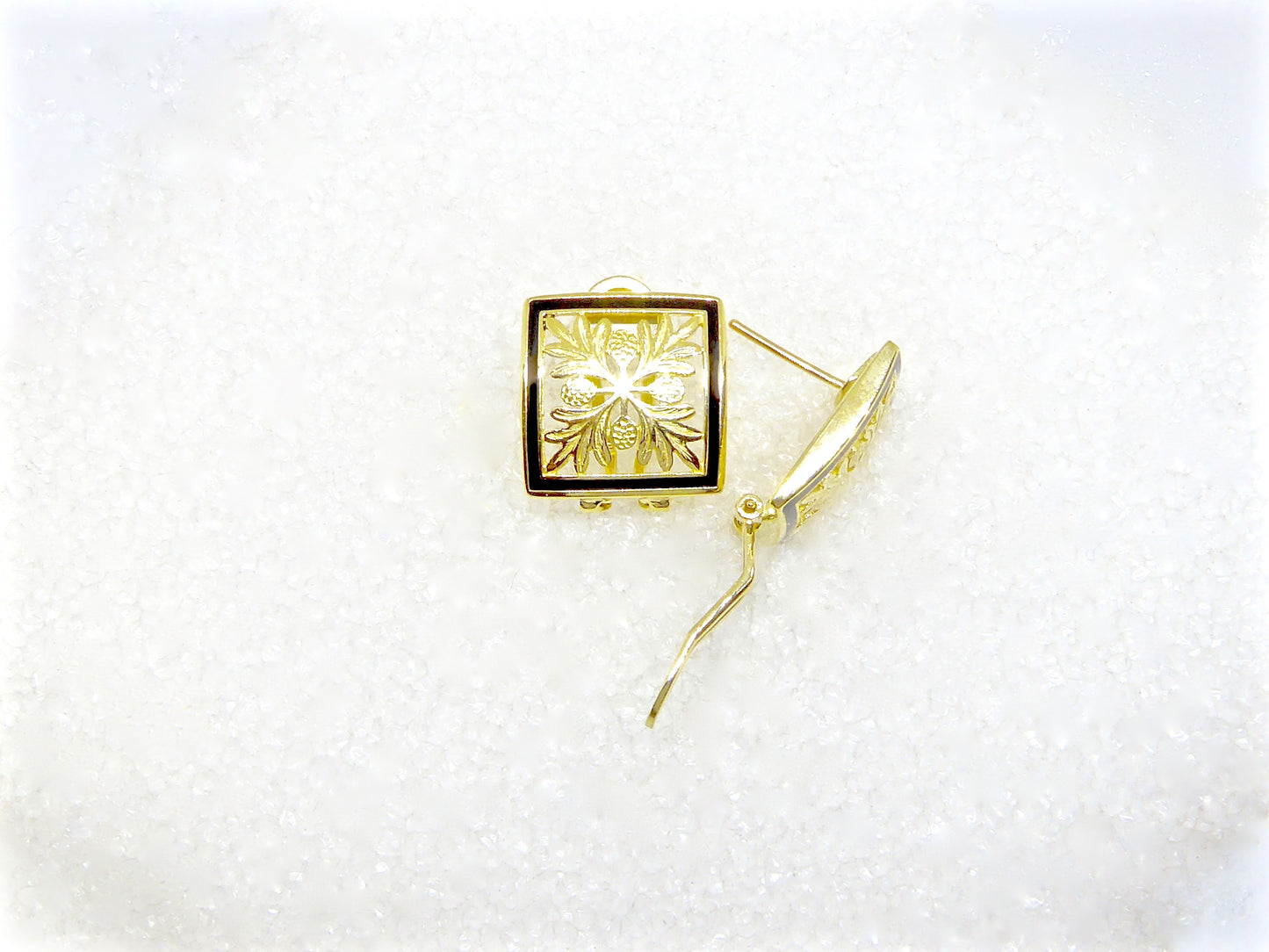 Ulu Quilt Earring - Small image 0