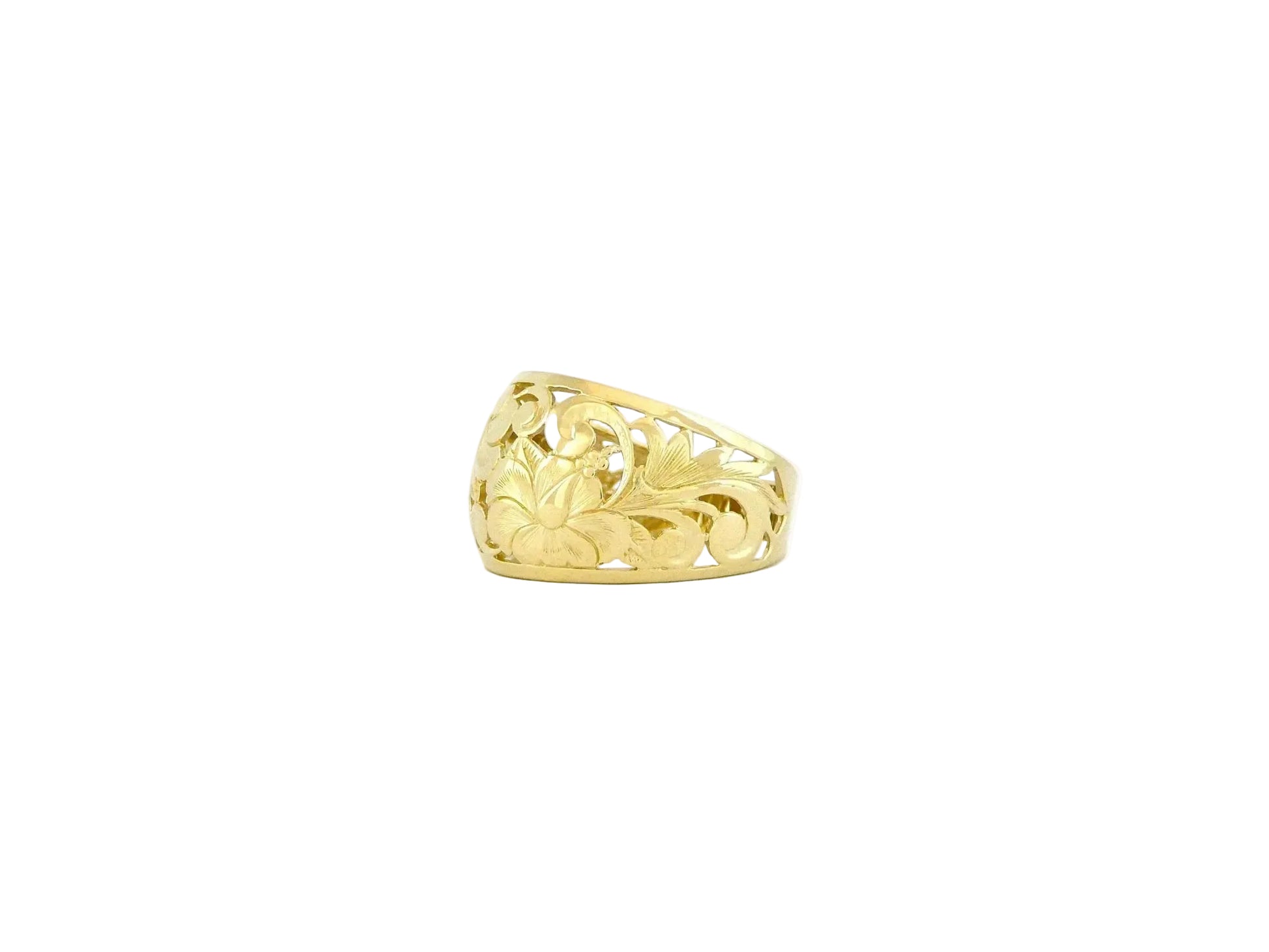 Hawaiian 14K Gold ring with a 15mm wide band, featuring a sleek, polished finish.