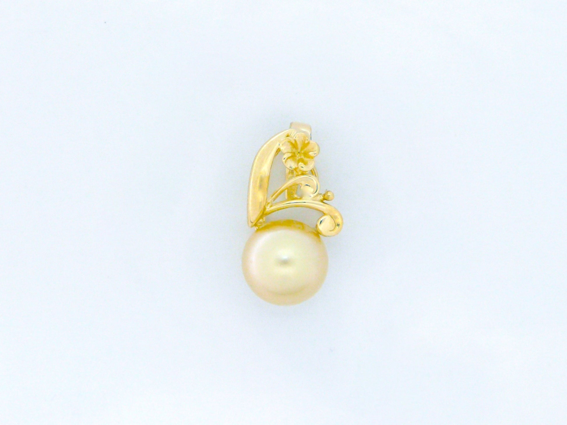 Golden Pearl Double Scroll Pendant image 0