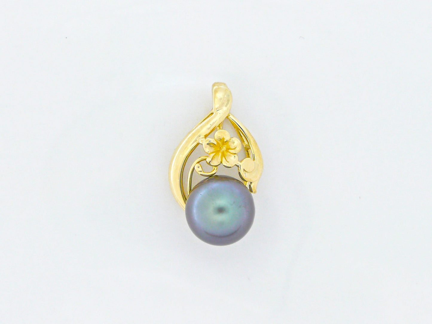Black Pearl Single Scroll Pendant image 0