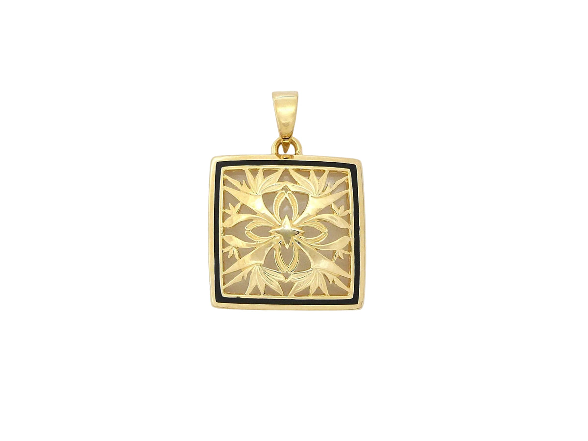 Hawaiian 14K Gold large 14K gold Bird of Paradise quilt pendant with detailed floral design.