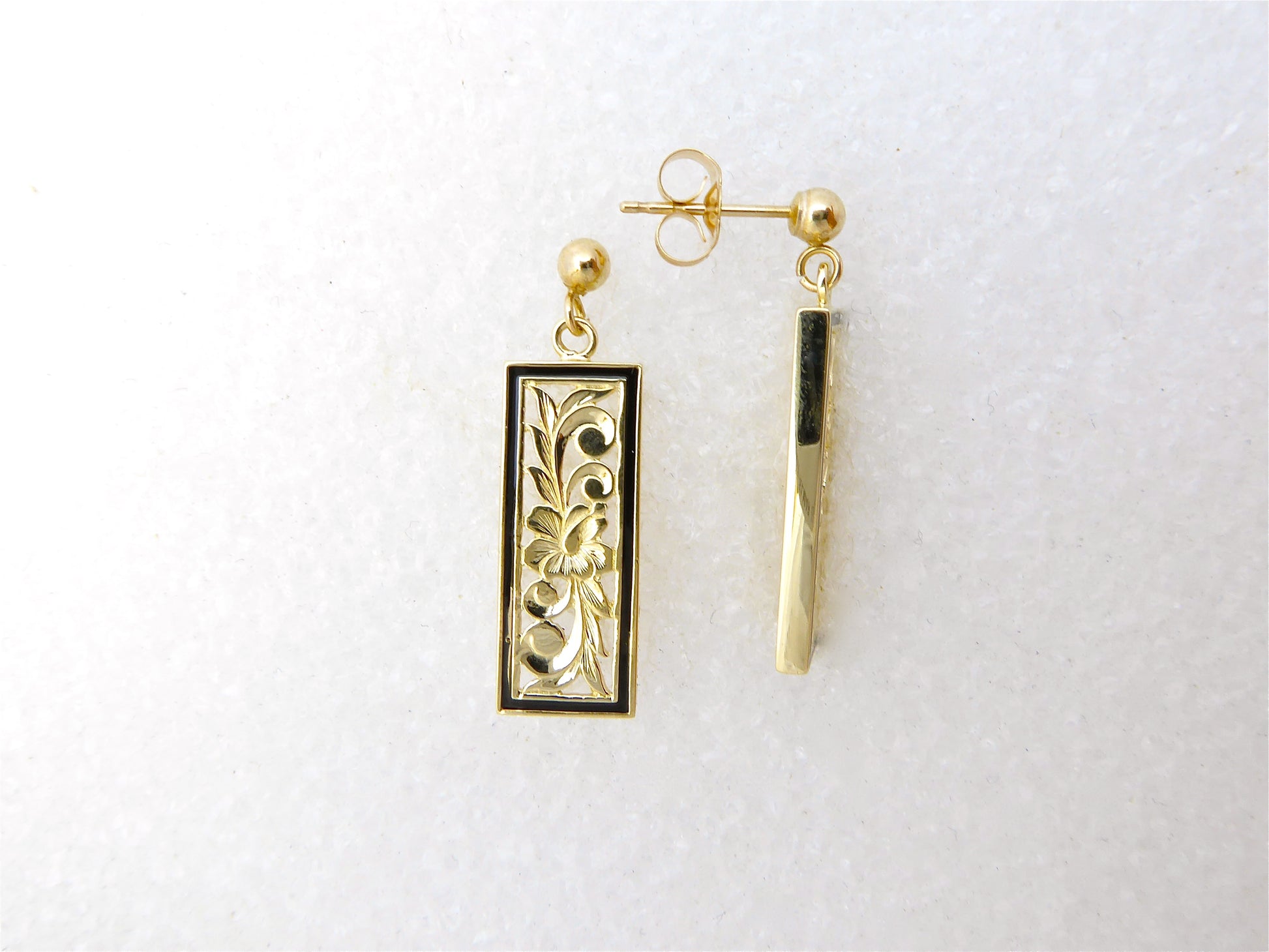 Flat Vertical Earring - Small/8mm image 0