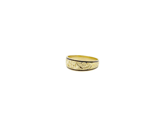 Hawaiian 14K Gold ring with a black border.