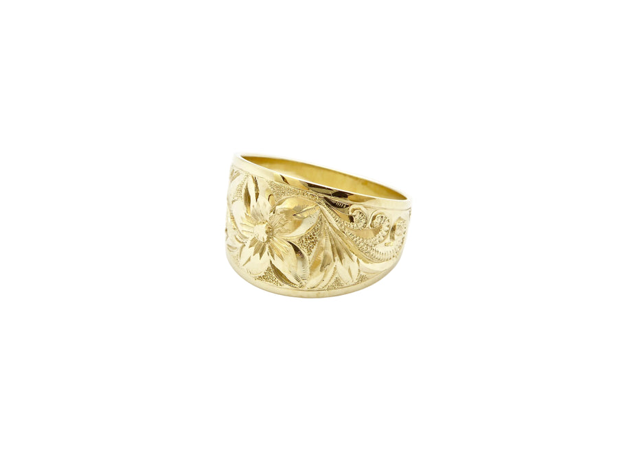 Hawaiian 14K Gold gold leaf ring featuring intricate leaf design.