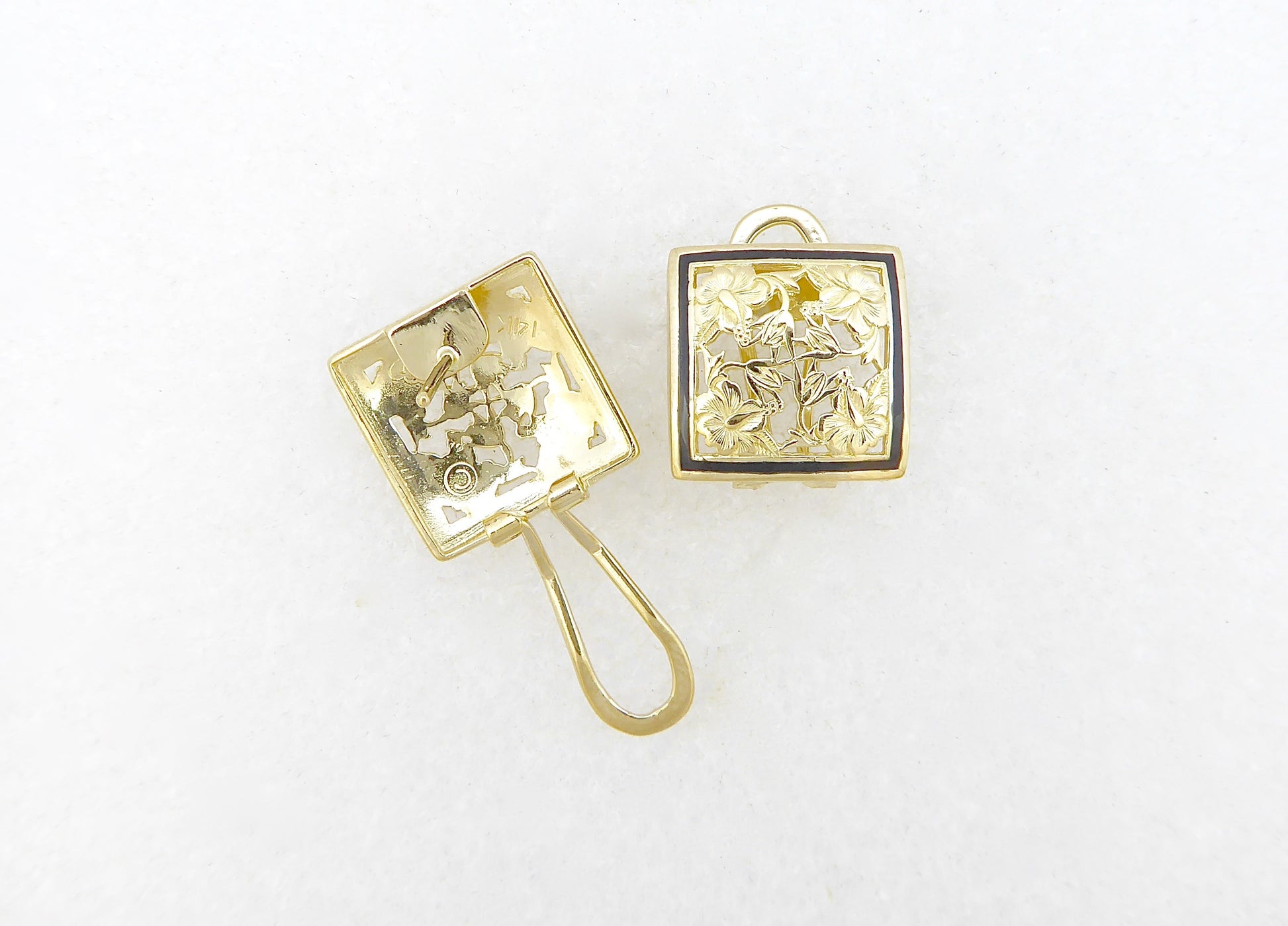 Hibiscus Quilt Earring - Large image 0