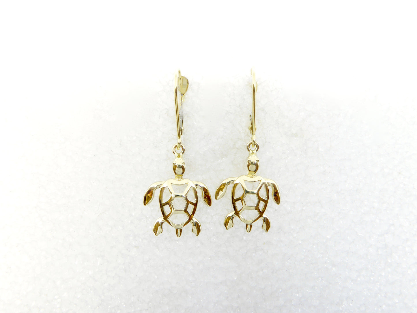 Honu Leverback Earring - Medium image 0