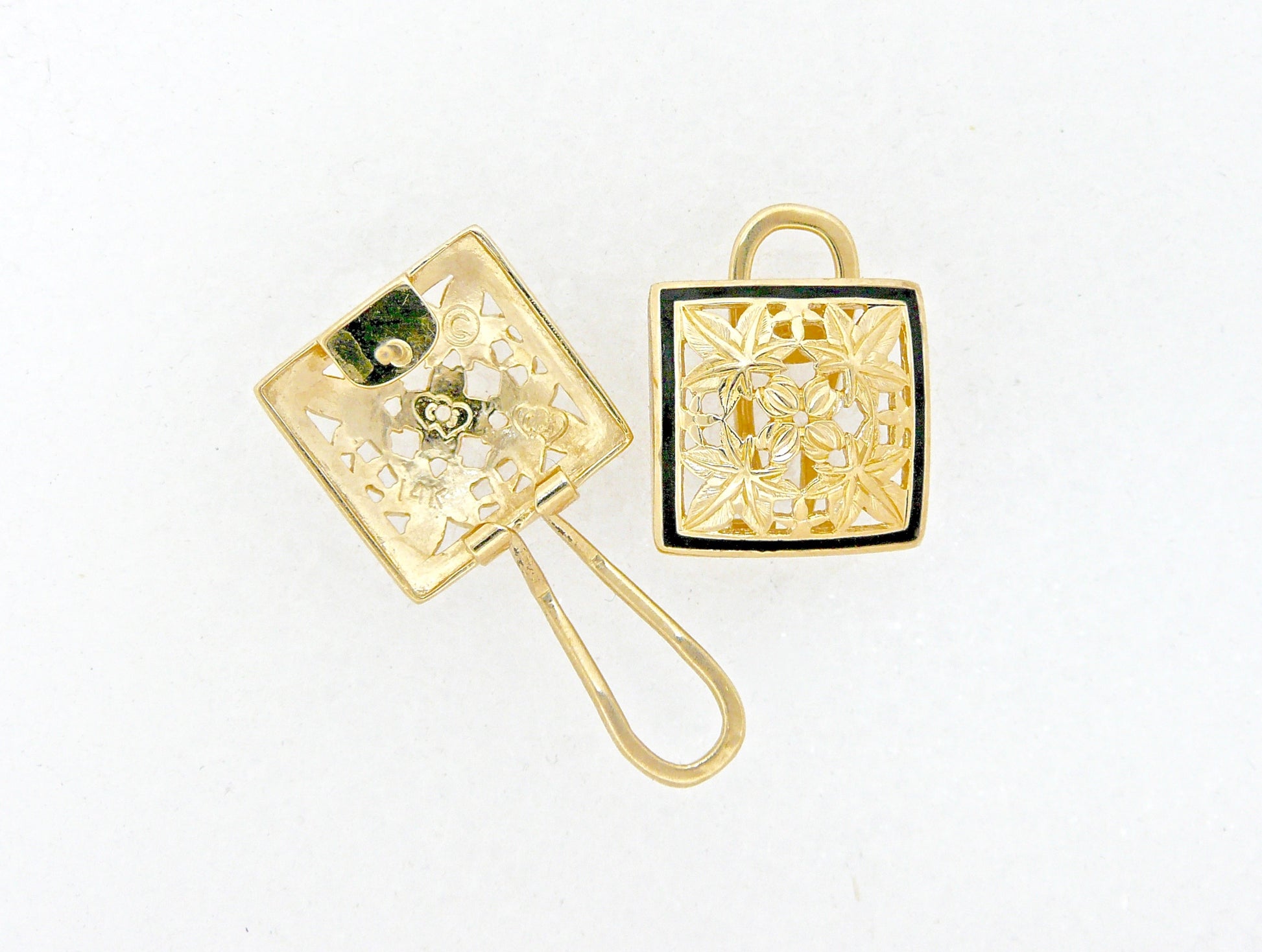 Kukui Quilt Earring - Large image 0