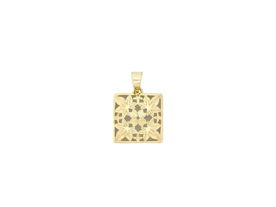 Hawaiian 14K Gold small 14K gold Kukui Quilt pendant featuring intricate Hawaiian-inspired design.