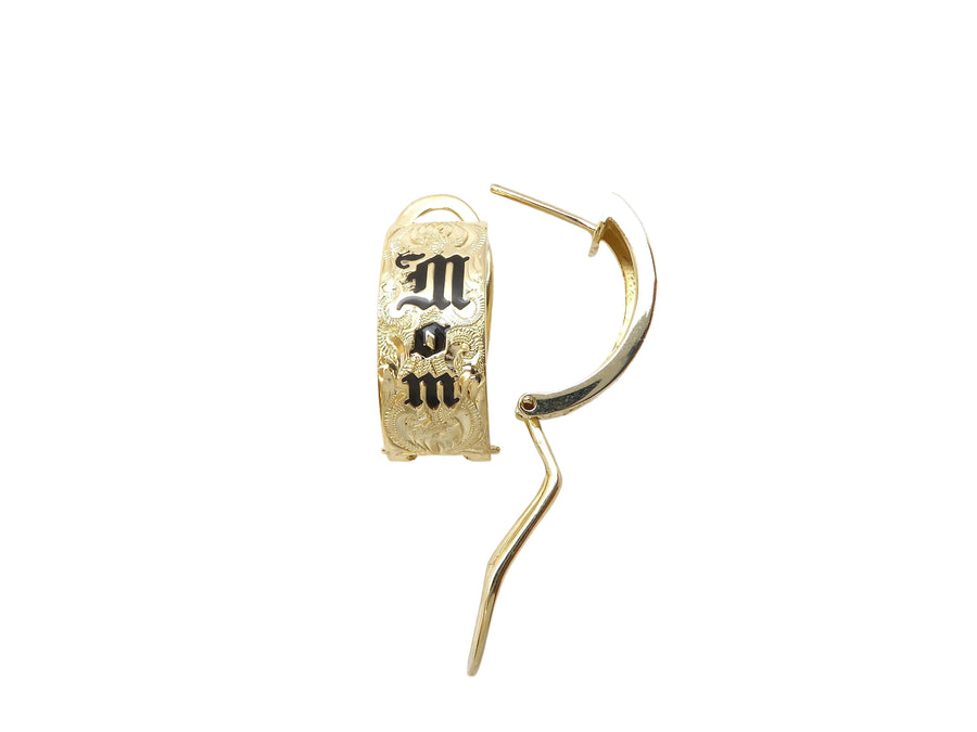 Hawaiian 14K Gold 8mm mom clip earring with a polished finish, featuring a secure clip-on design for comfortable wear.