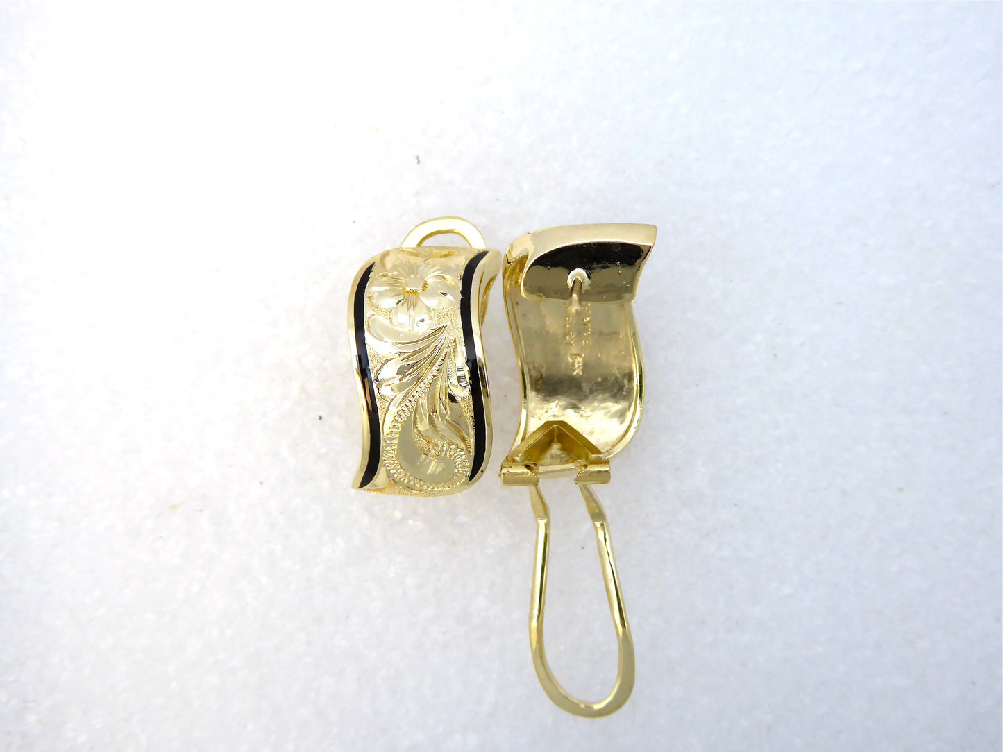 Napua Clip Earring - 10mm image 0