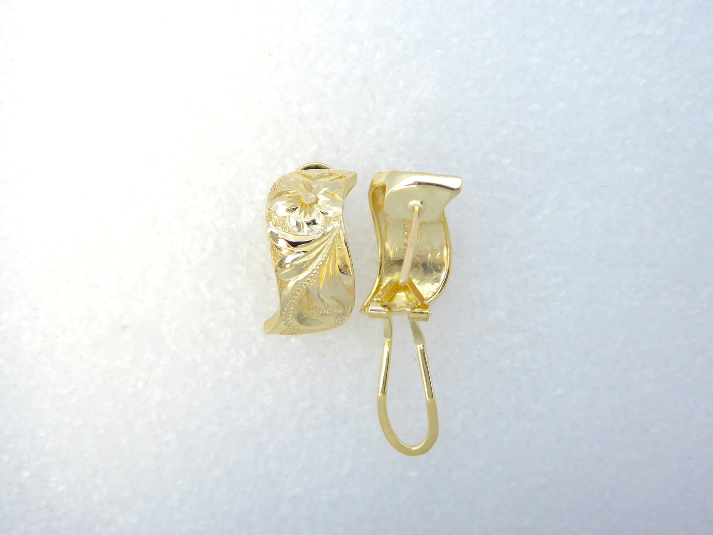 Napua Clip Earring - 8mm image 0