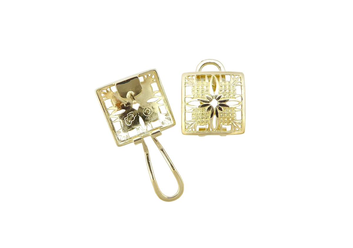Hawaiian 14K Gold large 14K gold pineapple quilt earrings featuring detailed pineapple design.