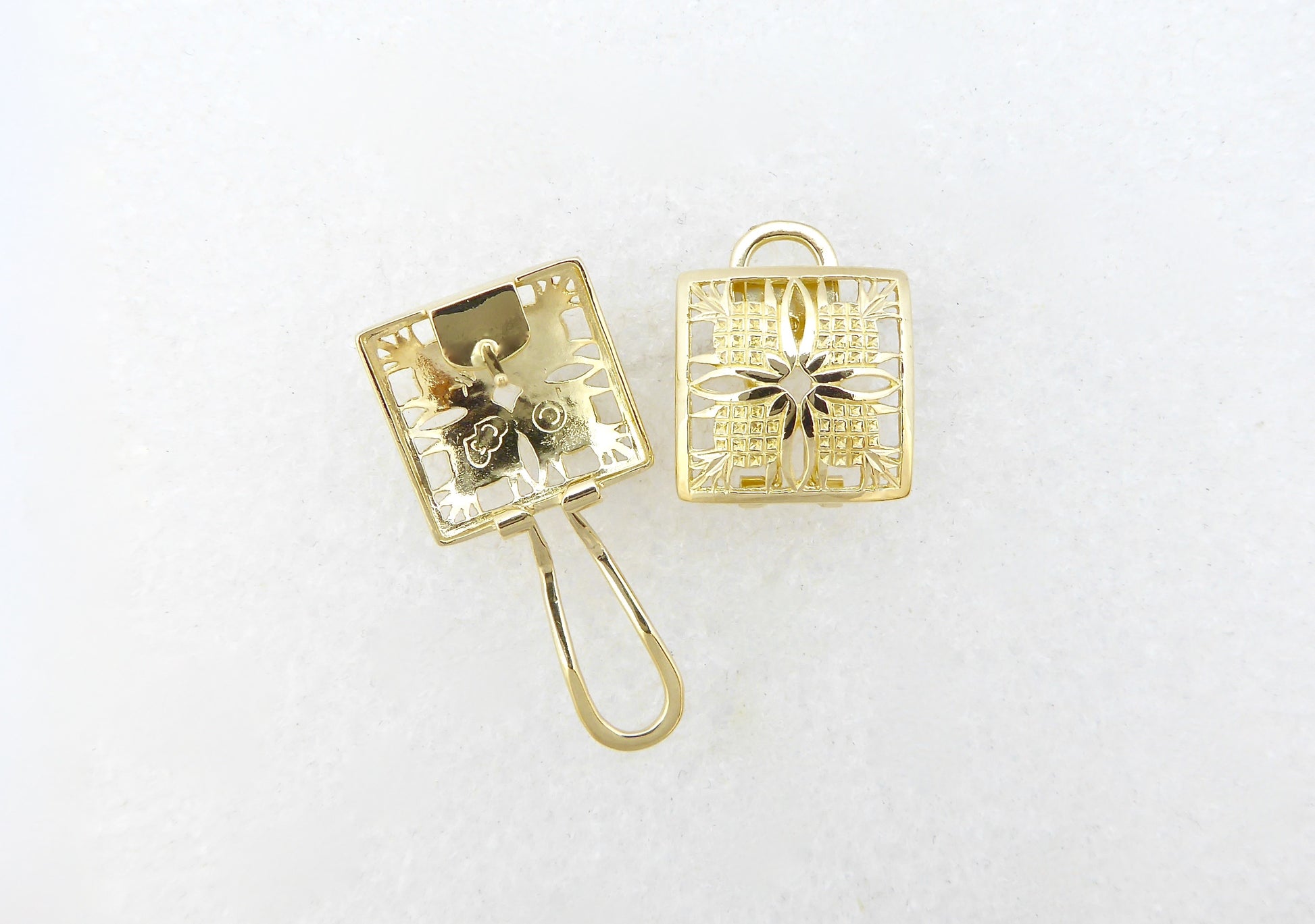 Pineapple Quilt Earring - Large image 0