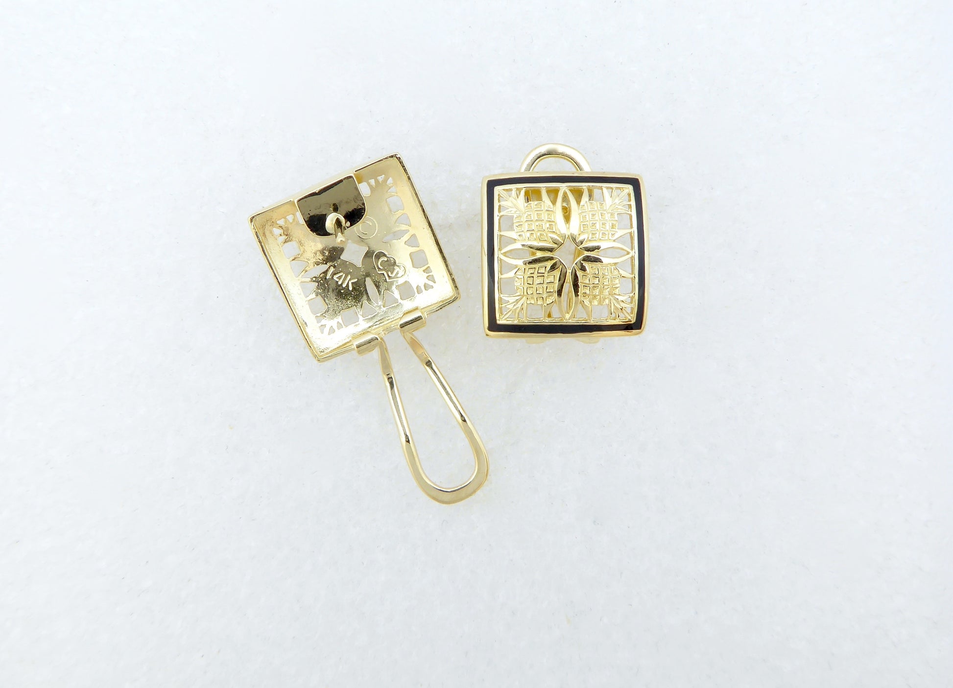Pineapple Quilt Earring - Large image 0