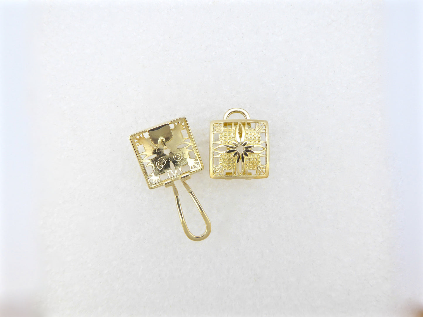 Pineapple Quilt Earring - Small image 0