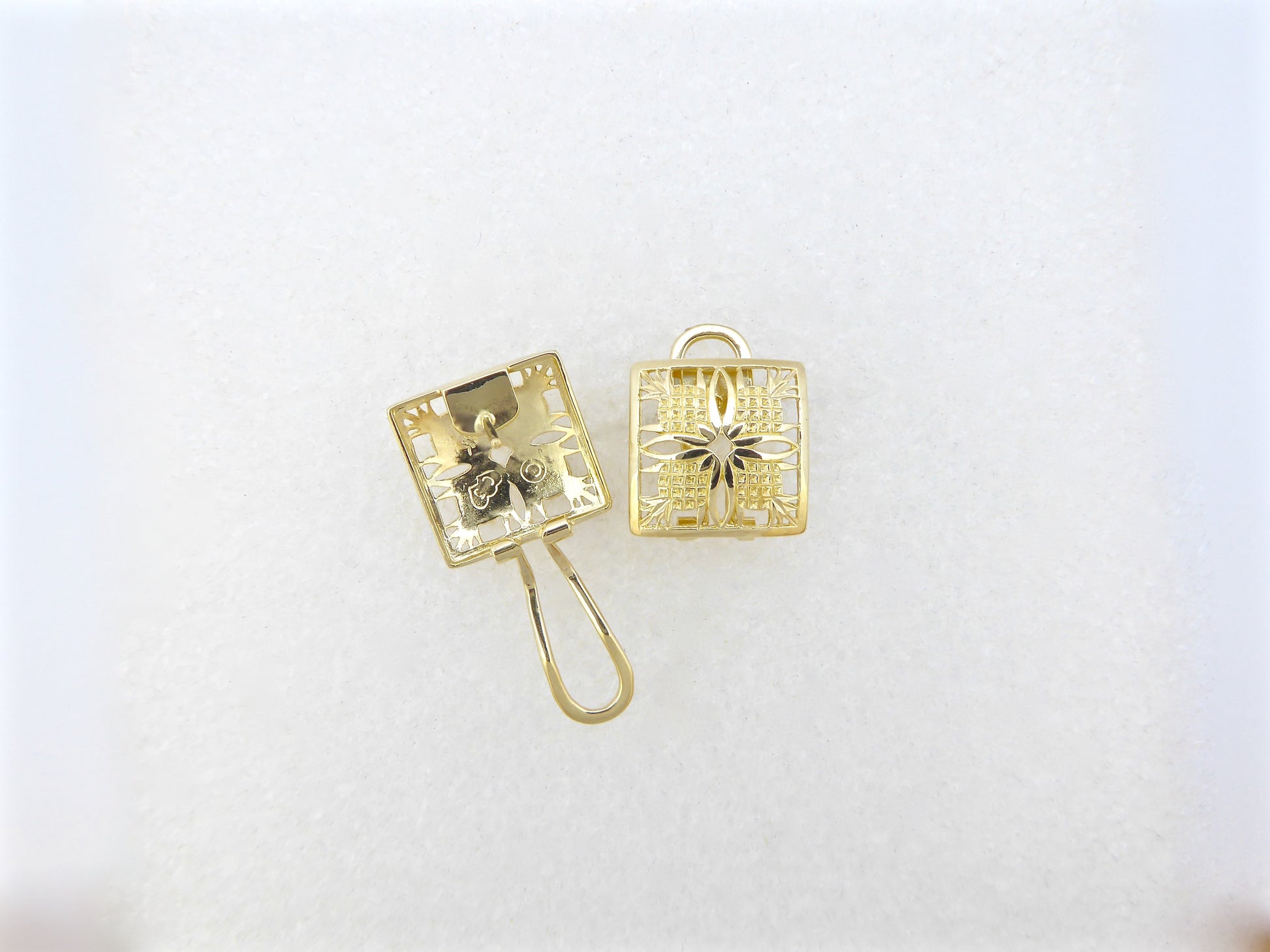 Pineapple Quilt Earring - Small image 0
