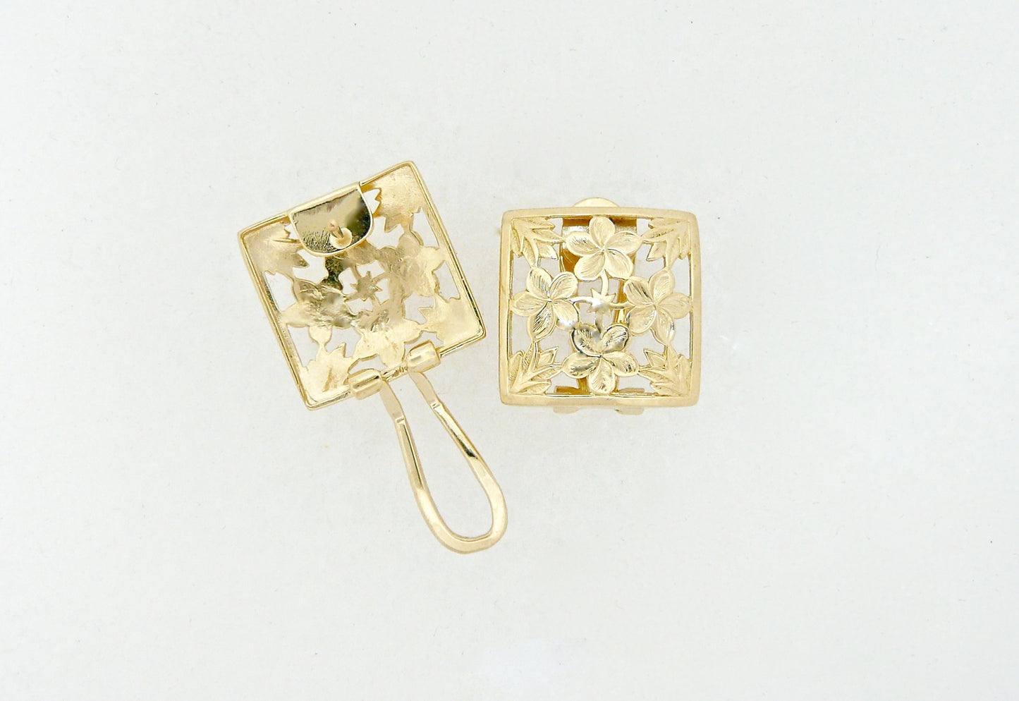 Plumeria Quilt Earring - Large image 0