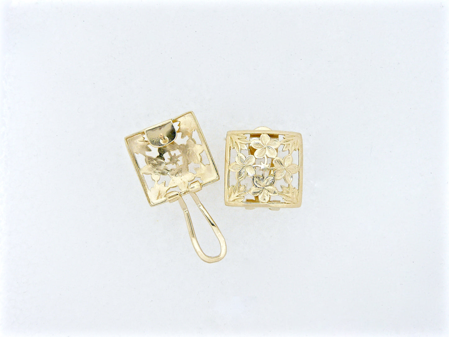 Plumeria Quilt Earring - Small image 0