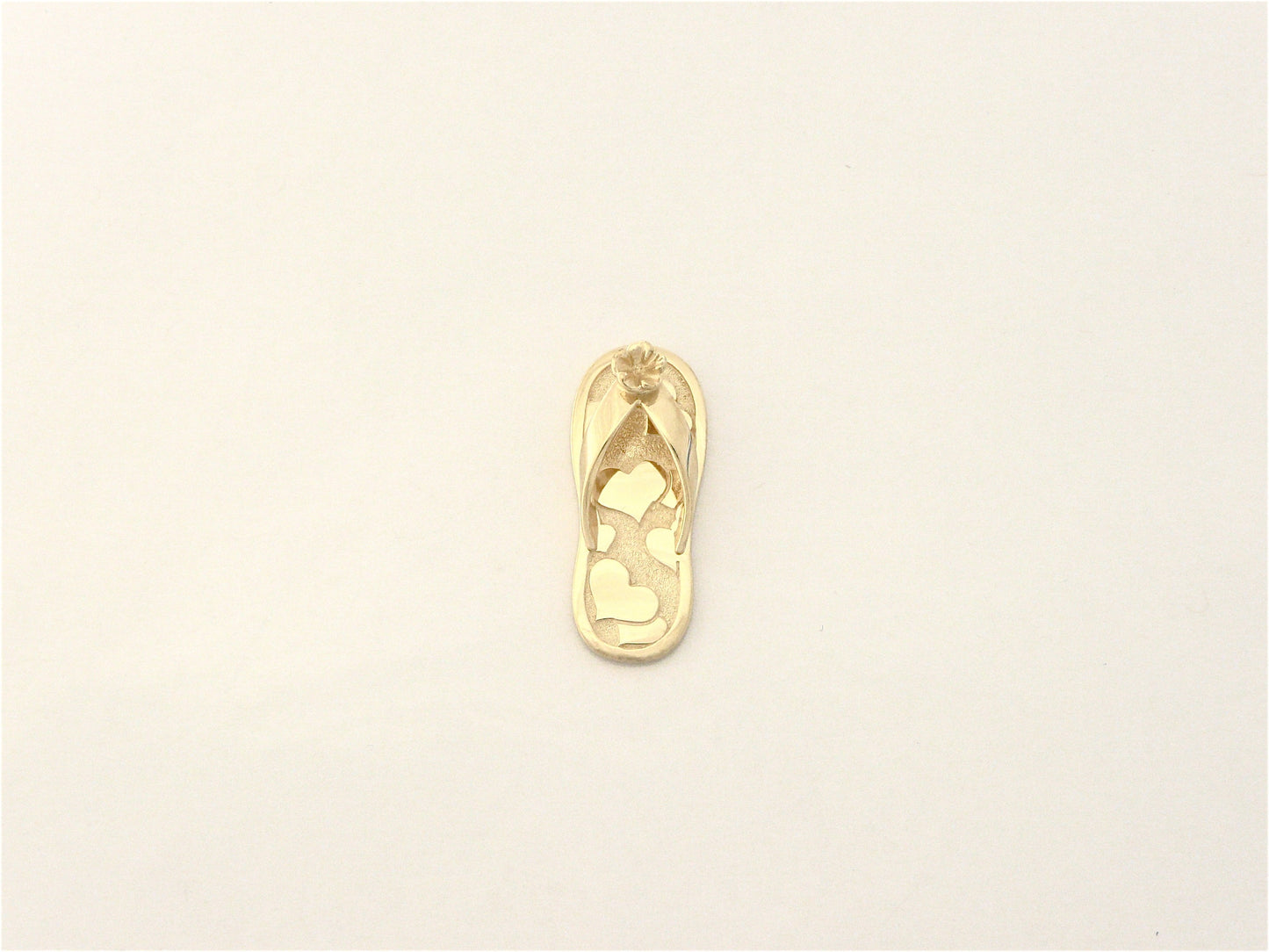 Raised Heart Slipper Pendant image 0