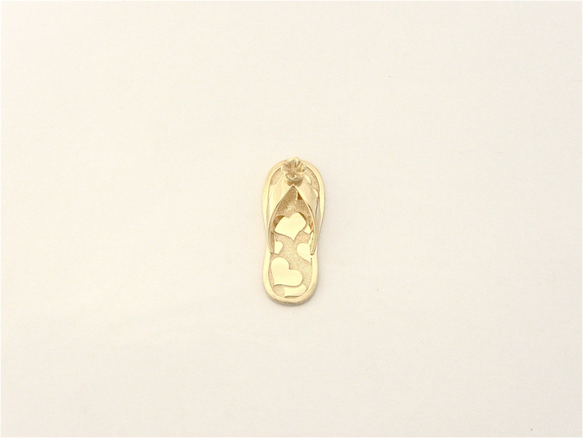Raised Heart Slipper Pendant image 0
