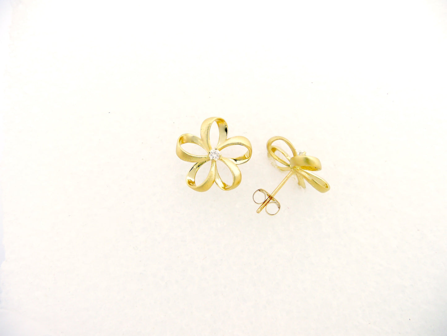 Ribbon Plumeria w/ 6 pt Diamond Earring - Medium image 0