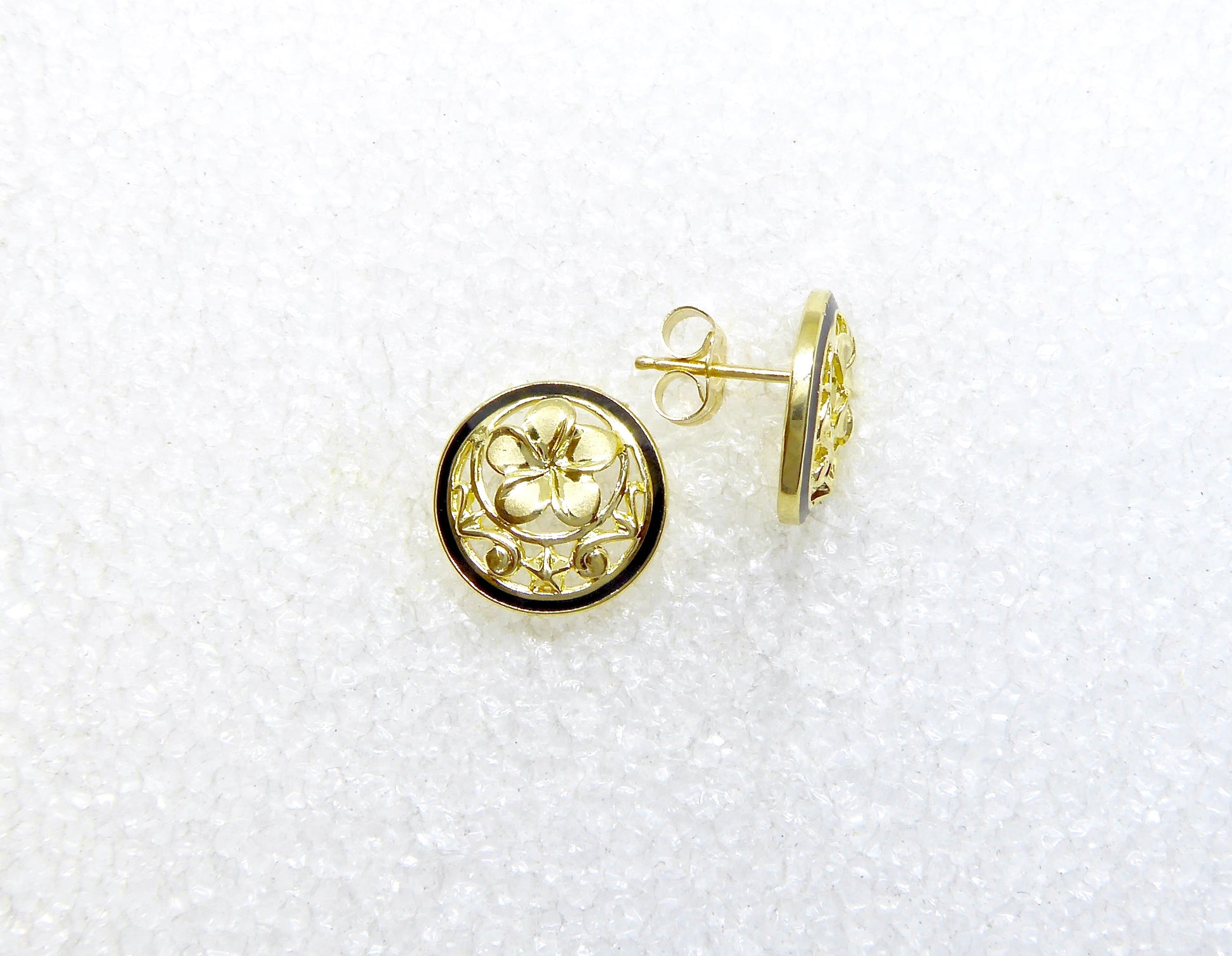 Round Plumeria Earring - Small image 0
