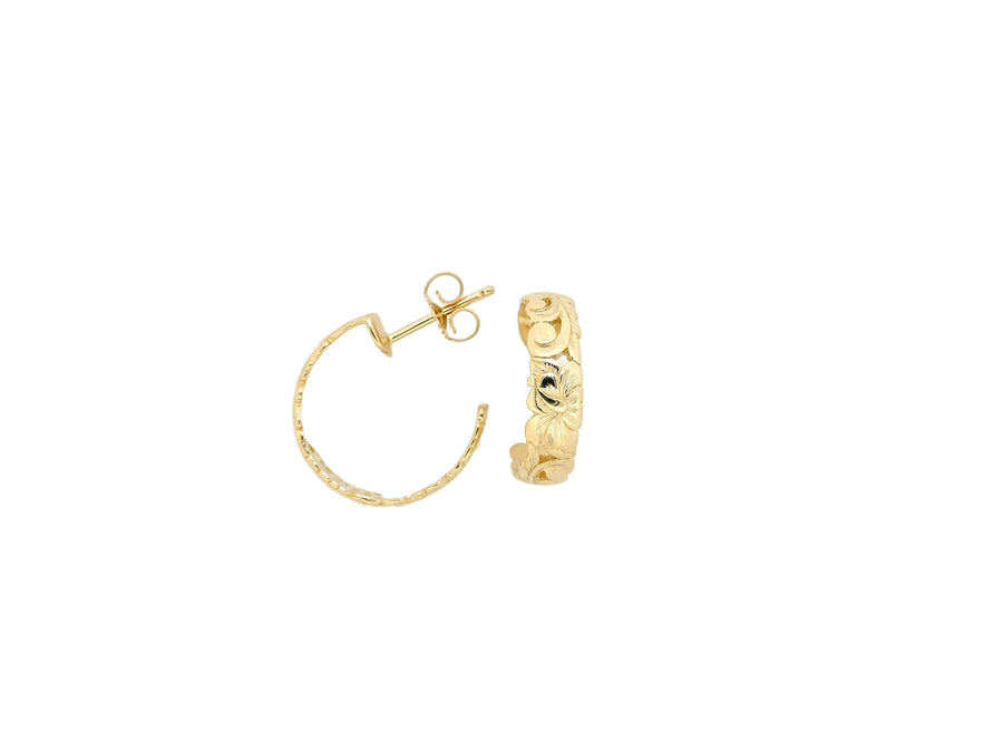 Hawaiian 14K Gold small 14K gold scallop earring with detailed shell design.