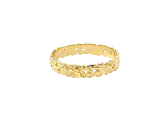 Hawaiian 14K Gold scallop ring with detailed scallop design.