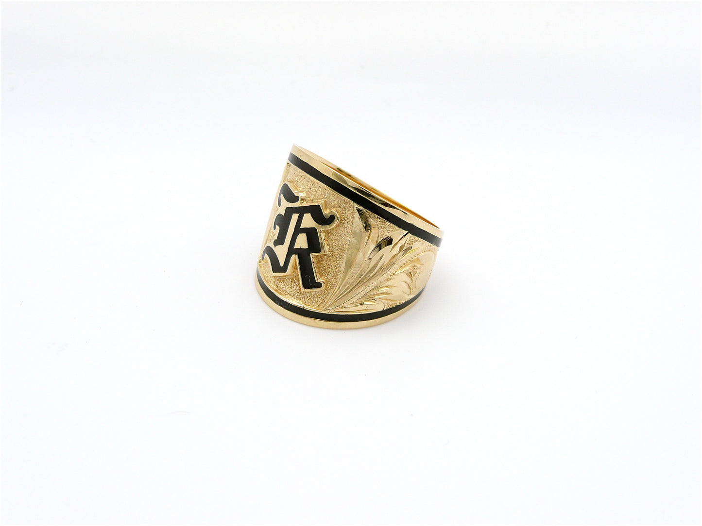 Tapered RE Ring w/ Initial Engraving - 18mm image 0