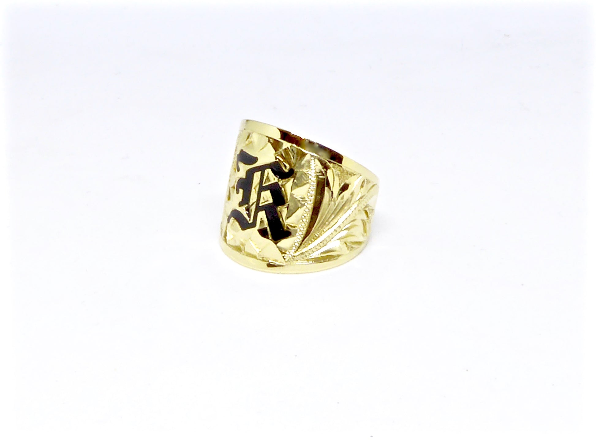 Tapered Ring w/ Initial Engraving - 18mm image 0