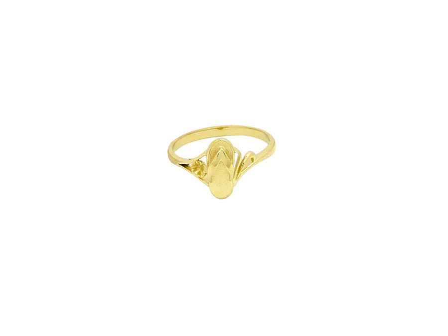 Hawaiian 14K Gold slipper ring for babies up to size 7, featuring a delicate design.